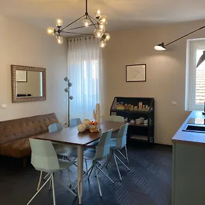 Loraia Design Guest house